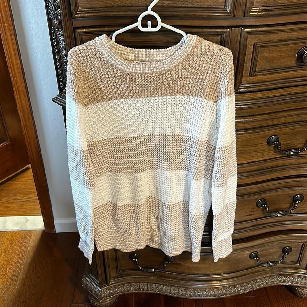 Pink clover sweater